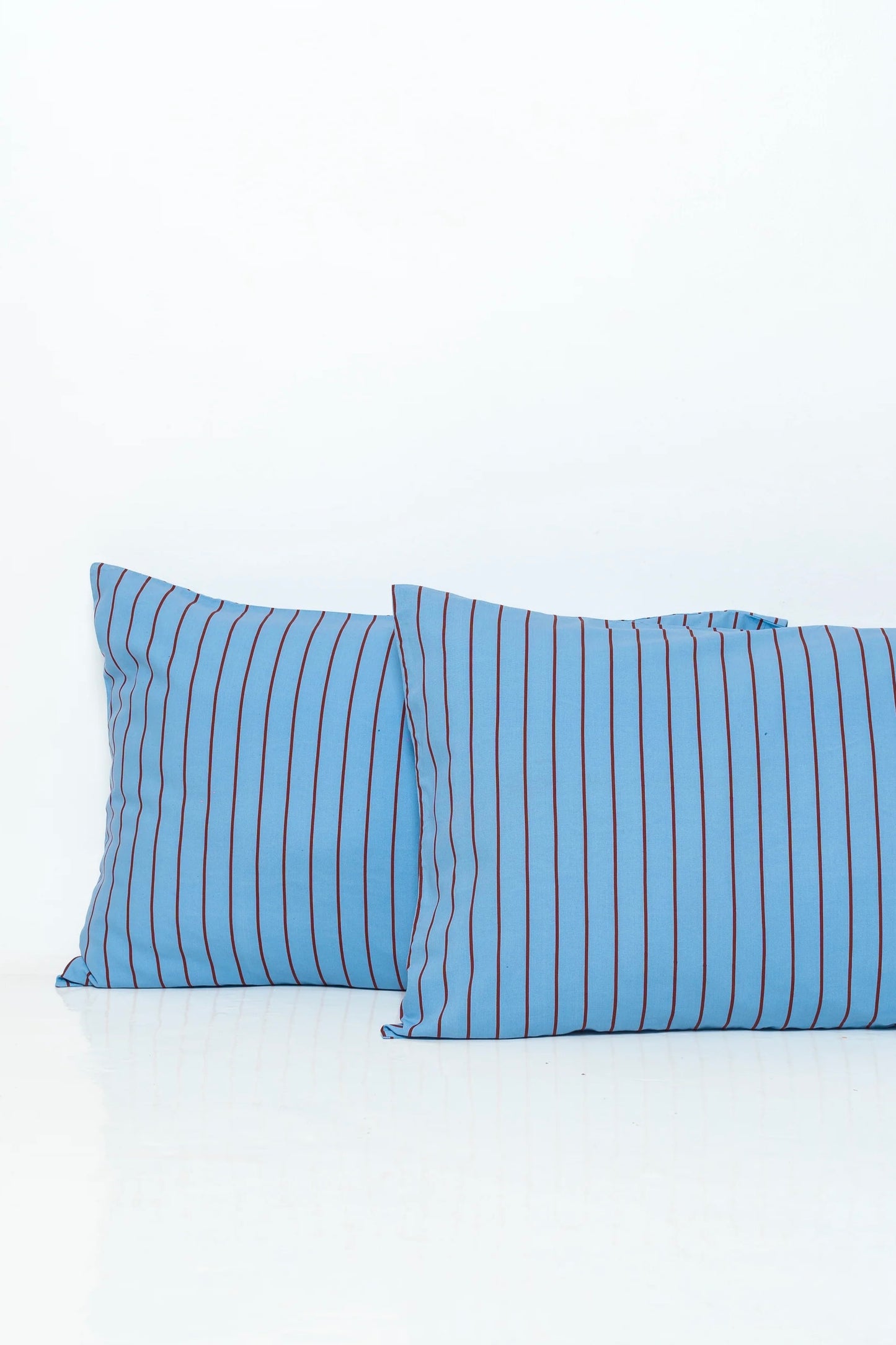 BLUEBERRY STRIPE PILLOWCASE SET