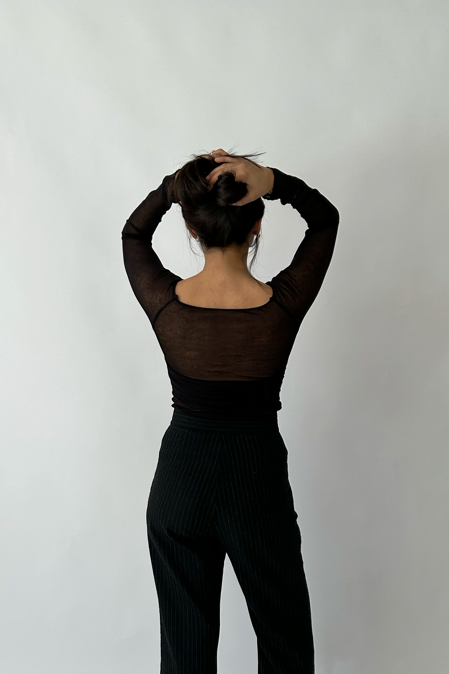 SWAN VIBES | TOP
