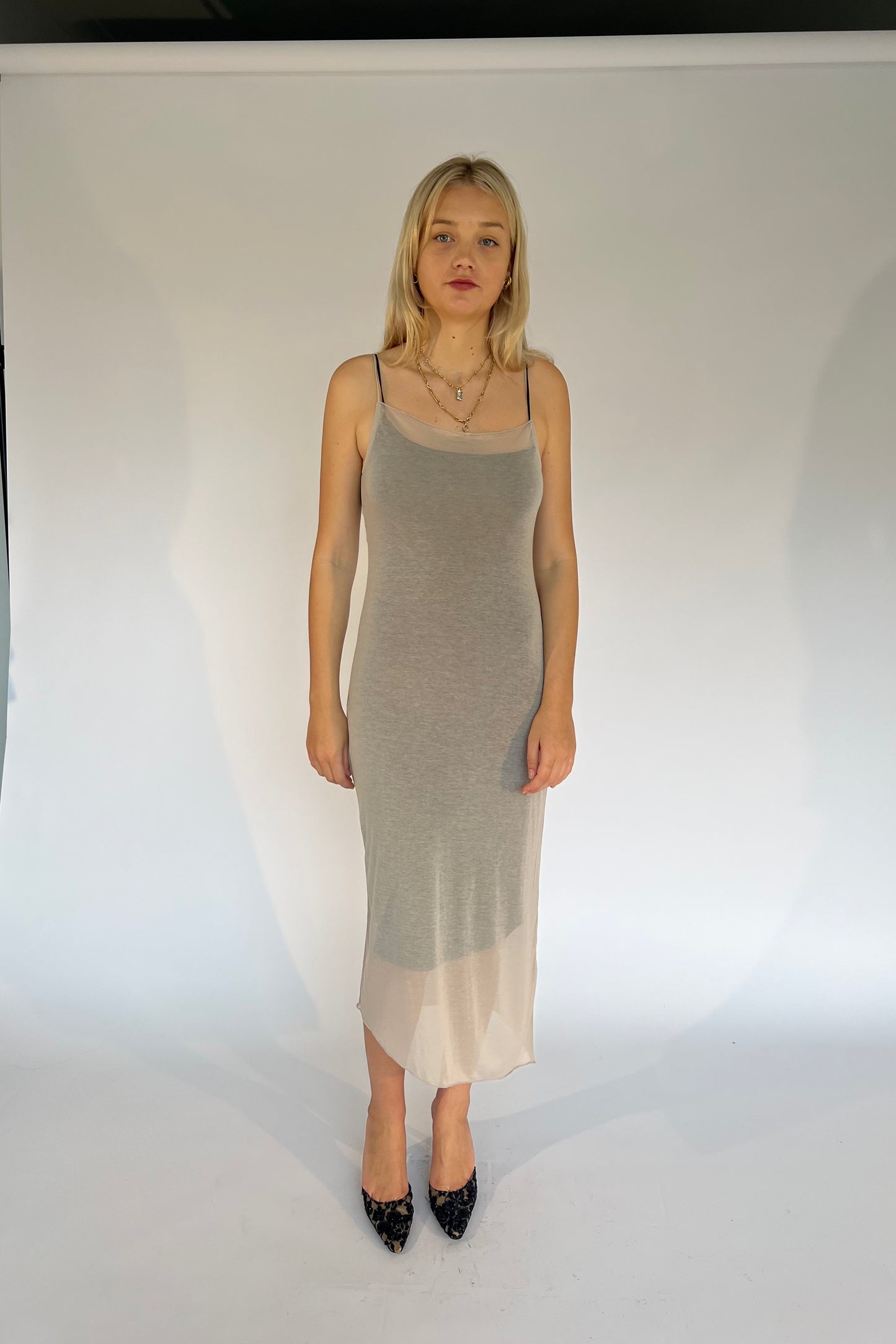SORA SLIP DRESS | BROWN