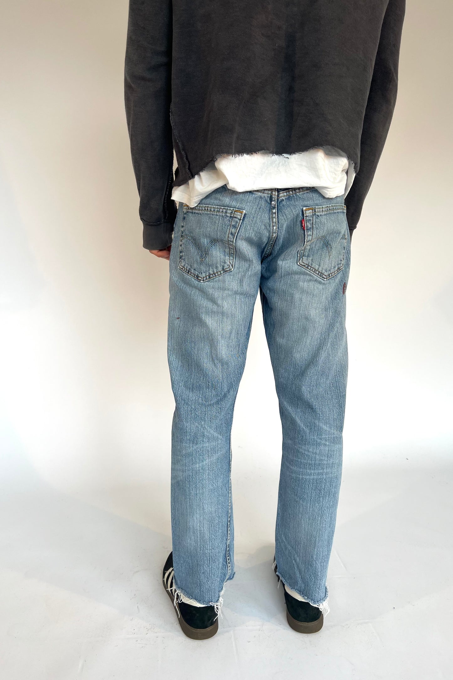 FG 001 | VINTAGE 501s | 32"