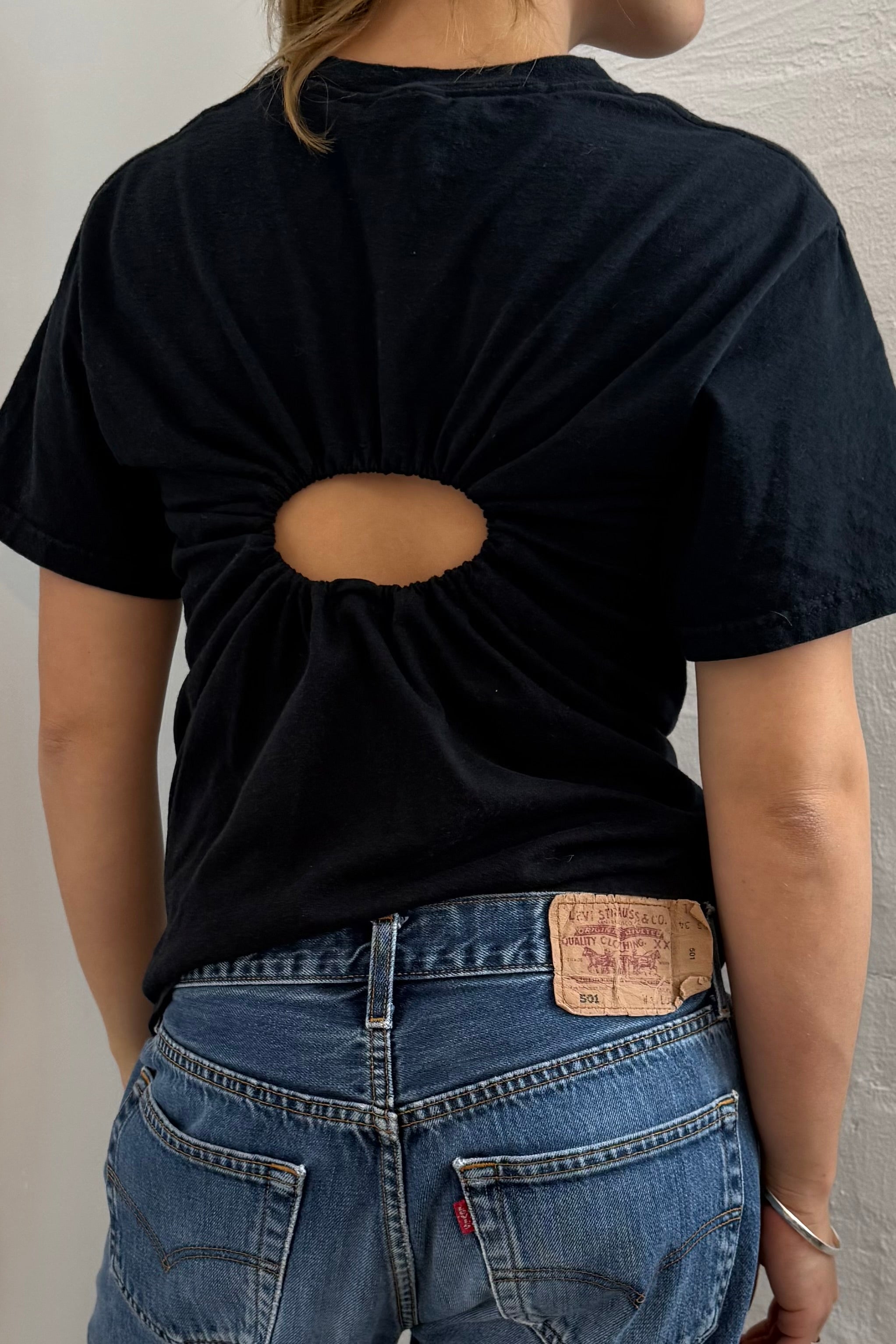HAWKINS TOGGLE TEE