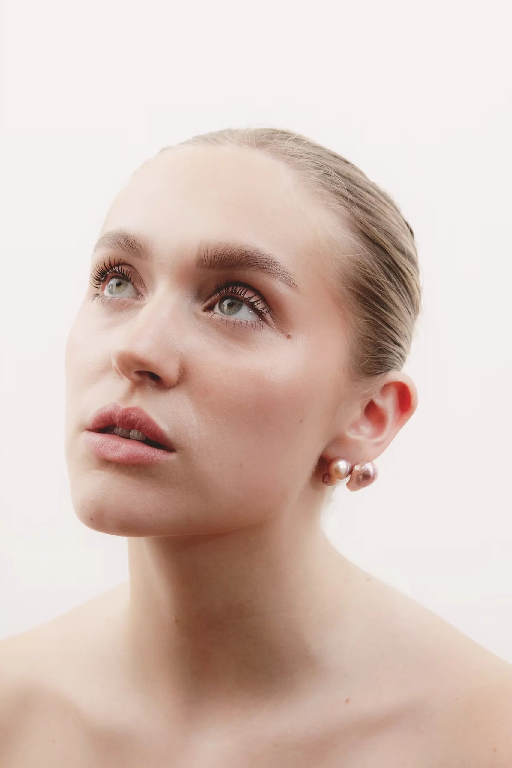 Auralen | Petit Baroque Pearl Stud in Plum Blush