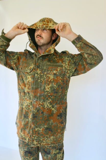 THE CAMOUFLAGED PAINTER | VINTAGE JACKET